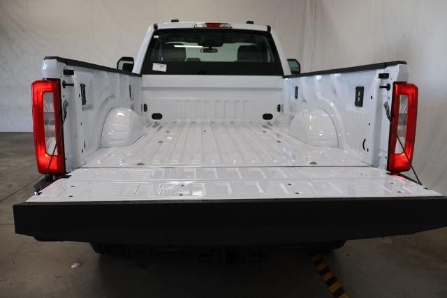 2027 Ford Super Duty F-350 SRW XL