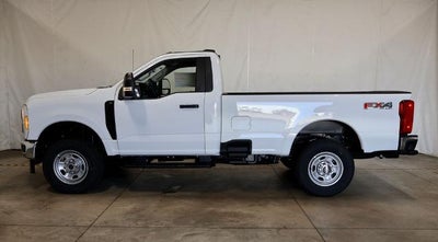 2027 Ford Super Duty F-350 SRW XL
