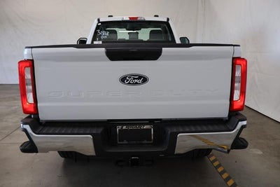 2027 Ford Super Duty F-350 SRW XL