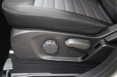 2024 Ford Edge SE Demo