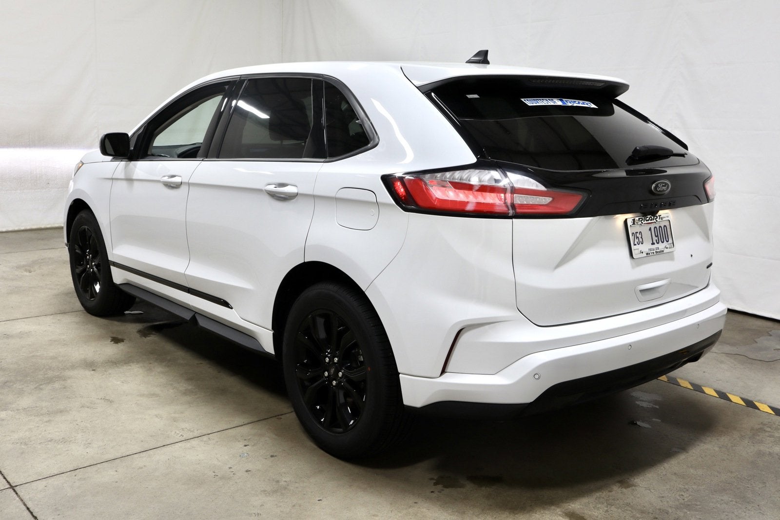 2024 Ford Edge SE Demo