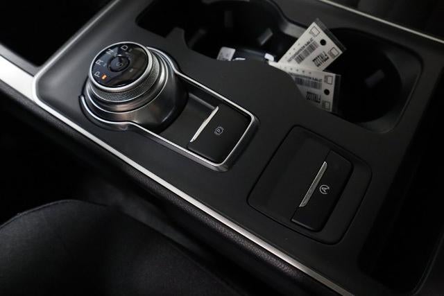 2024 Ford Edge SE Demo