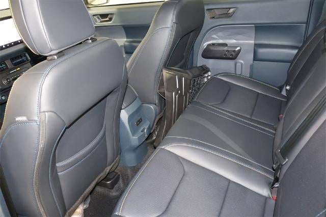 2025 Ford Maverick Lobo Standard