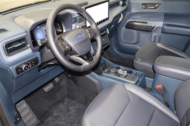 2025 Ford Maverick Lobo Standard