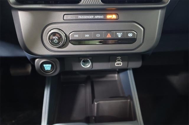 2025 Ford Maverick Lobo Standard