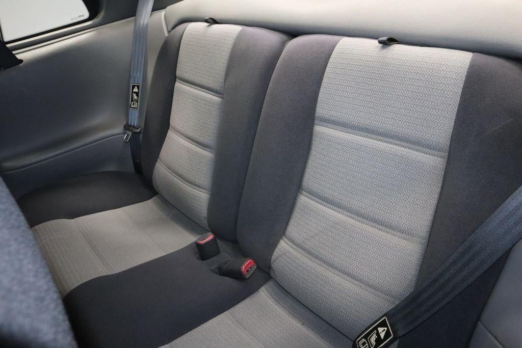 2002 Ford Mustang V6