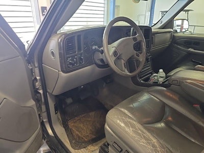 2003 GMC Yukon XL Denali Base