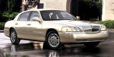 2011 Lincoln Town Car Signature Limited