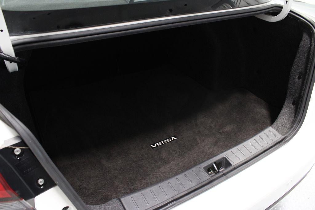 2024 Nissan Versa SV