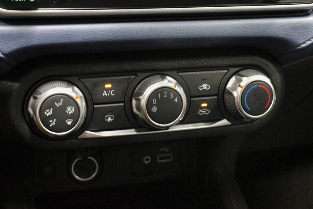 2024 Nissan Versa SV