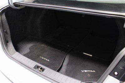 2023 Nissan Versa SR
