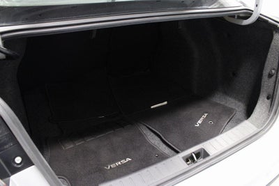 2023 Nissan Versa SR