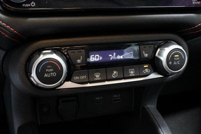 2023 Nissan Versa SR