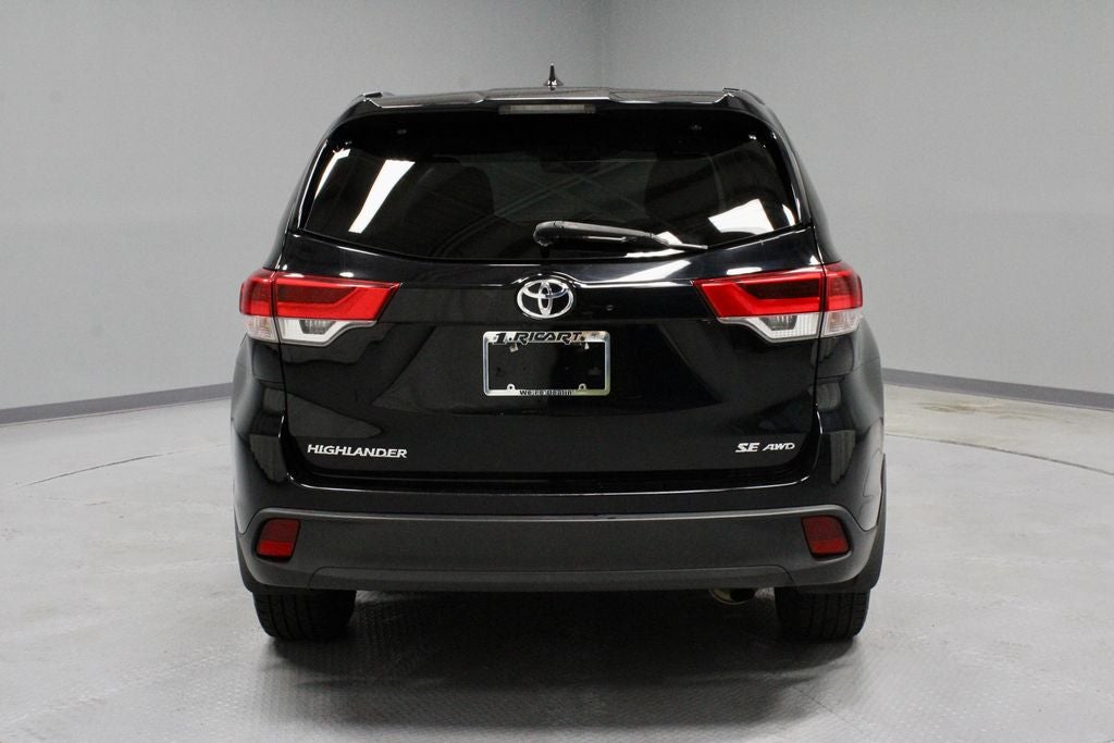2018 Toyota Highlander SE