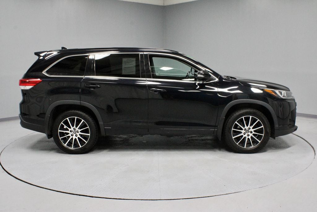 2018 Toyota Highlander SE