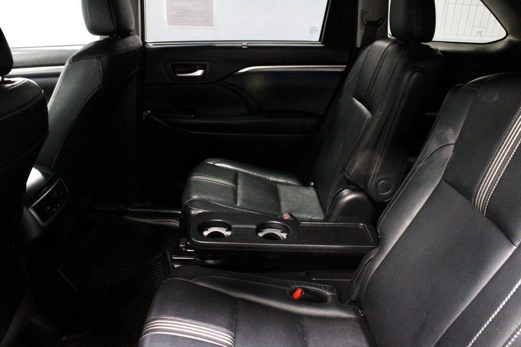 2018 Toyota Highlander SE