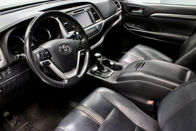 2018 Toyota Highlander SE