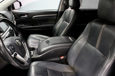 2018 Toyota Highlander SE