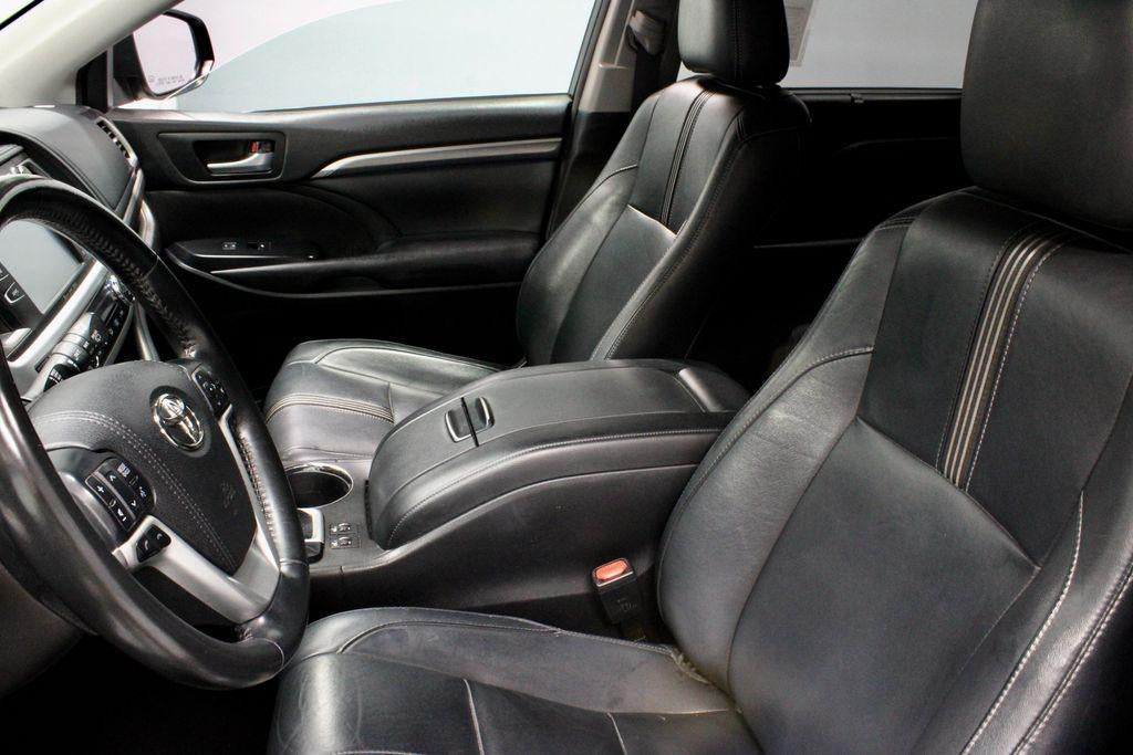 2018 Toyota Highlander SE