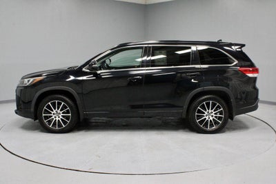 2018 Toyota Highlander SE