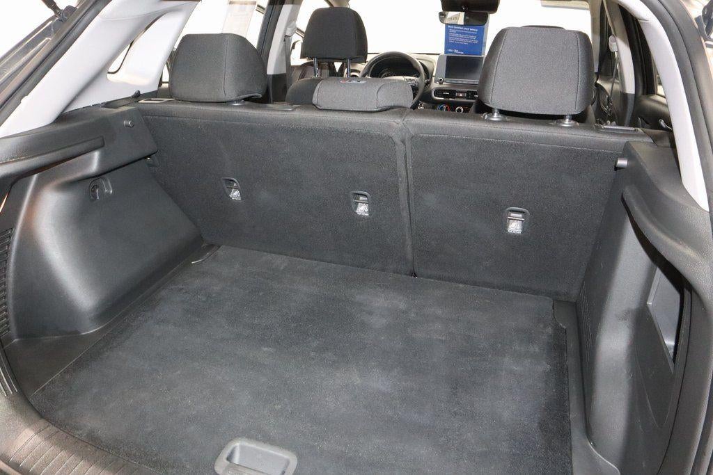 2022 Hyundai KONA SE