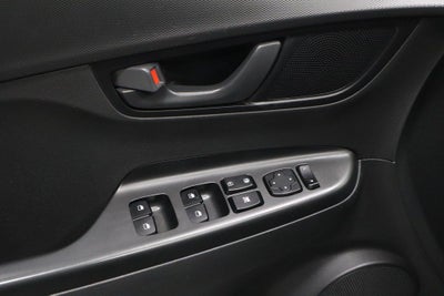 2022 Hyundai KONA SE