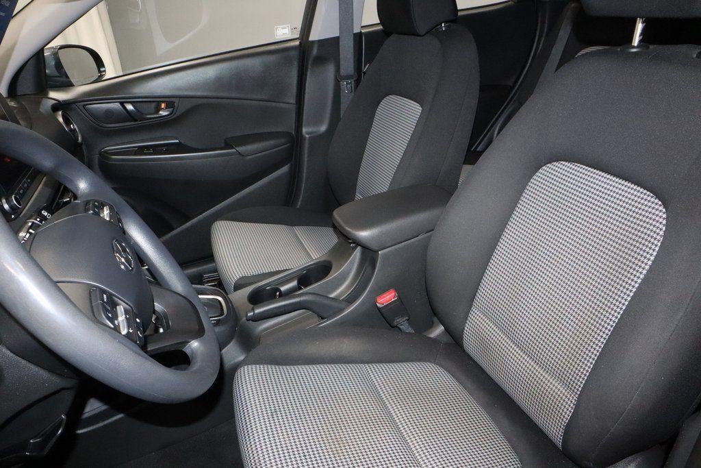 2022 Hyundai KONA SE