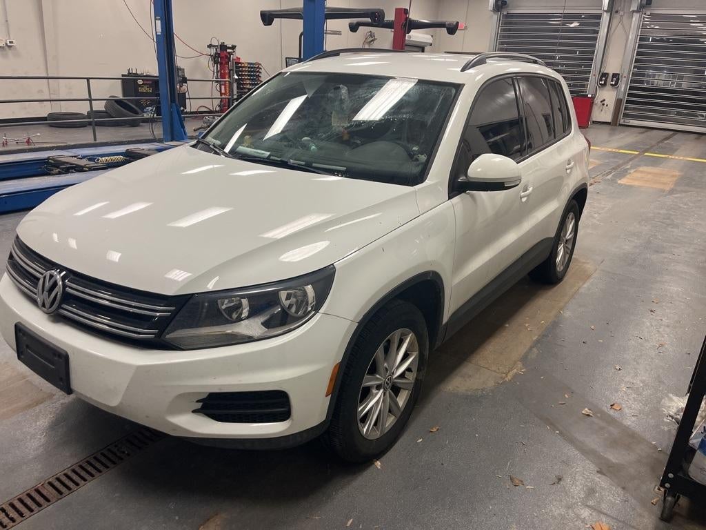 2018 Volkswagen Tiguan Limited Base