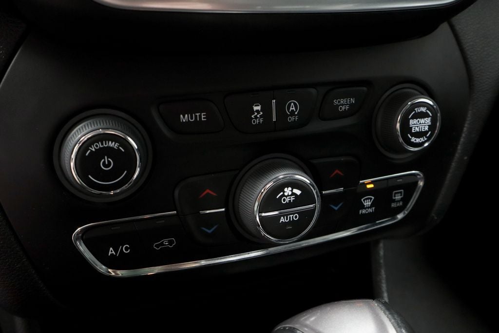 2022 Jeep Cherokee Latitude Lux FWD