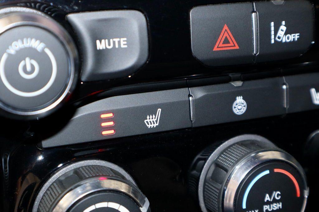 2025 RAM 1500 Big Horn 4x4 Crew Cab 5'7" Box