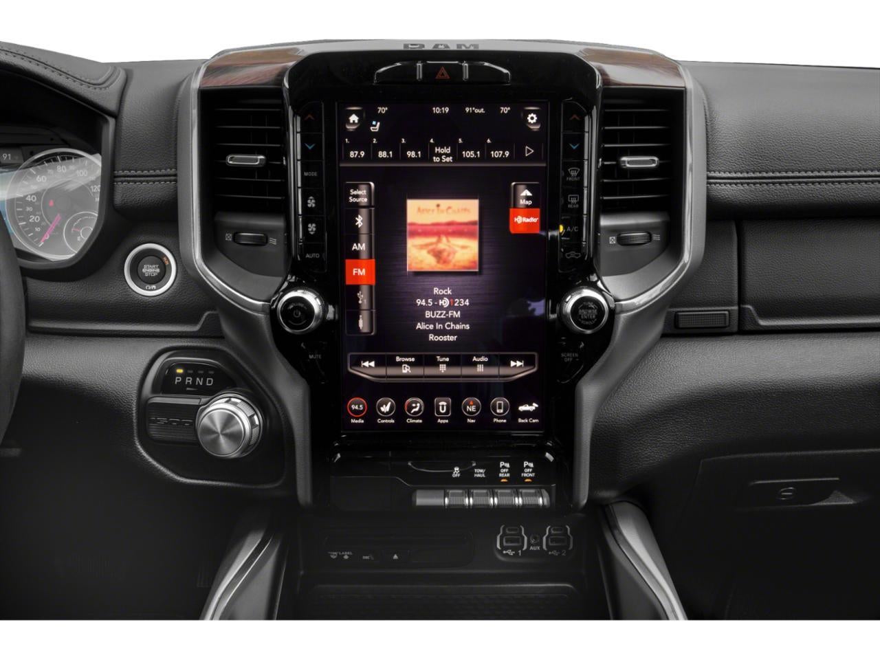 2021 RAM 1500 Laramie 4x4 Crew Cab 6'4" Box