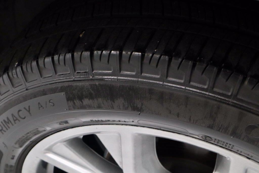 2023 Ford Explorer XLT 4WD