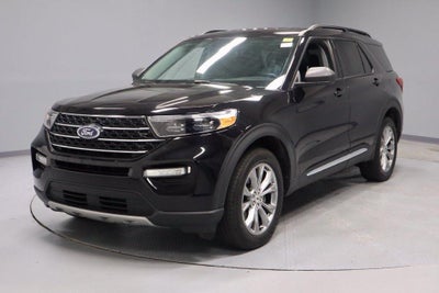 2023 Ford Explorer XLT 4WD