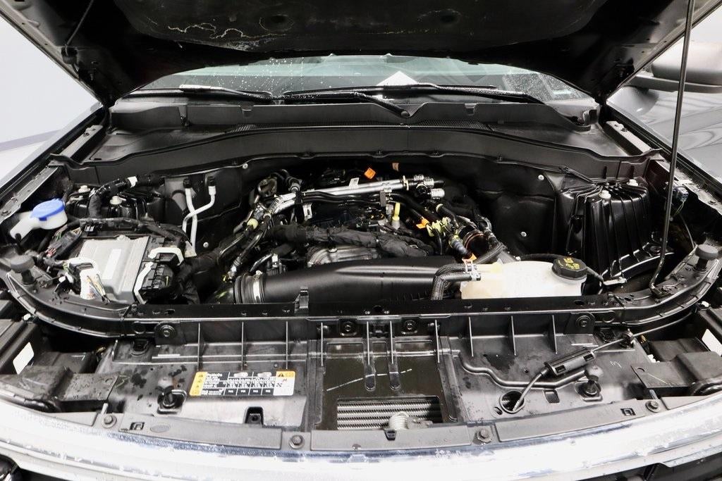 2025 Ford Explorer Active 4WD