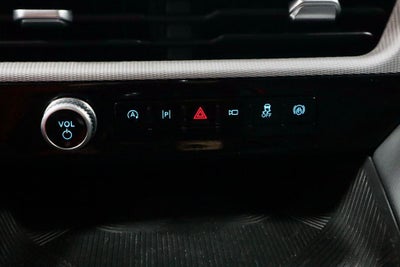2025 Ford Explorer Active 4WD
