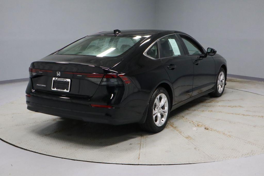 2025 Honda Accord Sedan LX CVT