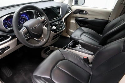 2023 Chrysler Pacifica Touring L FWD