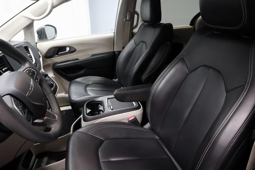 2023 Chrysler Pacifica Touring L FWD