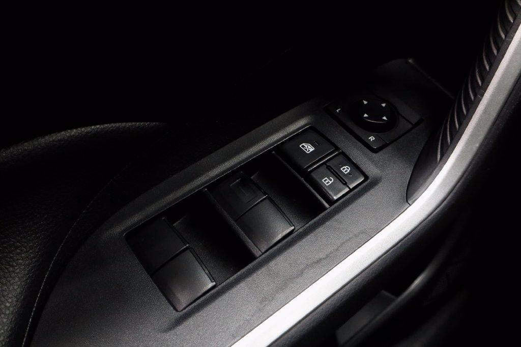 2020 Toyota RAV4 XLE AWD (Natl)