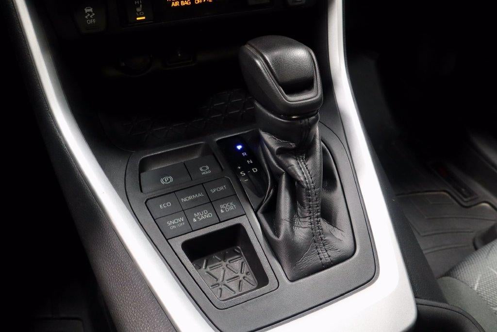 2020 Toyota RAV4 XLE AWD (Natl)