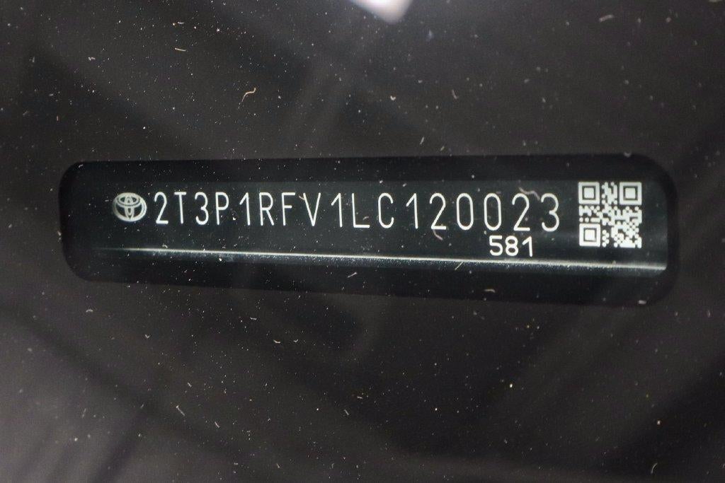 2020 Toyota RAV4 XLE AWD (Natl)