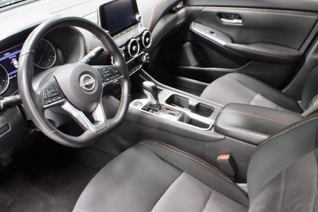 2025 Nissan Sentra SR CVT