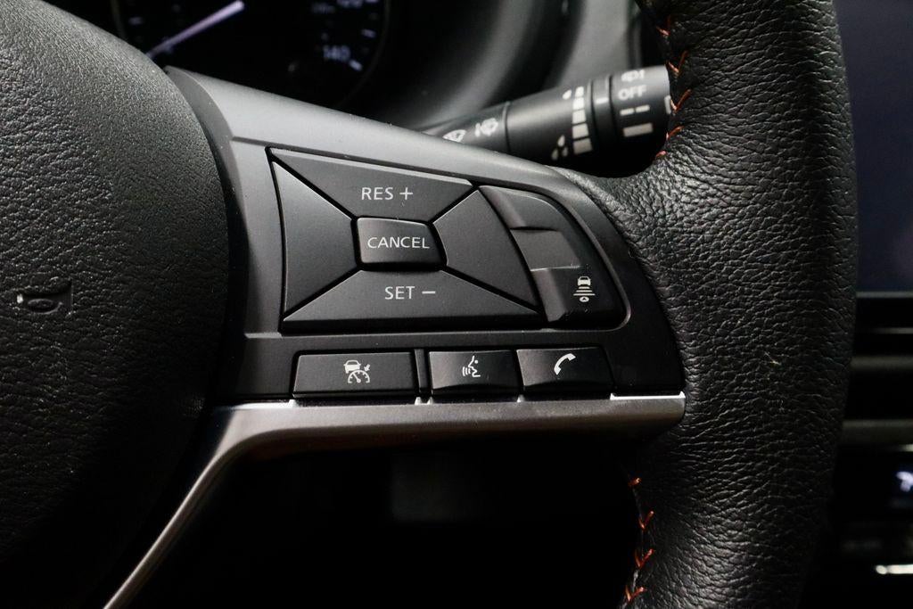 2024 Nissan Kicks SR FWD