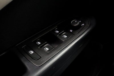 2025 Volkswagen Taos SE 4MOTION