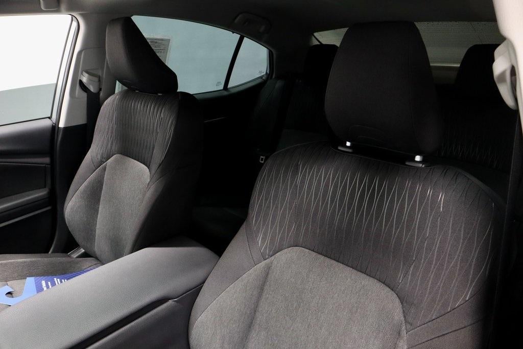 2025 Toyota Camry LE (SE)