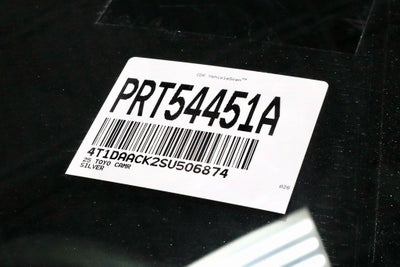 2025 Toyota Camry LE (SE)