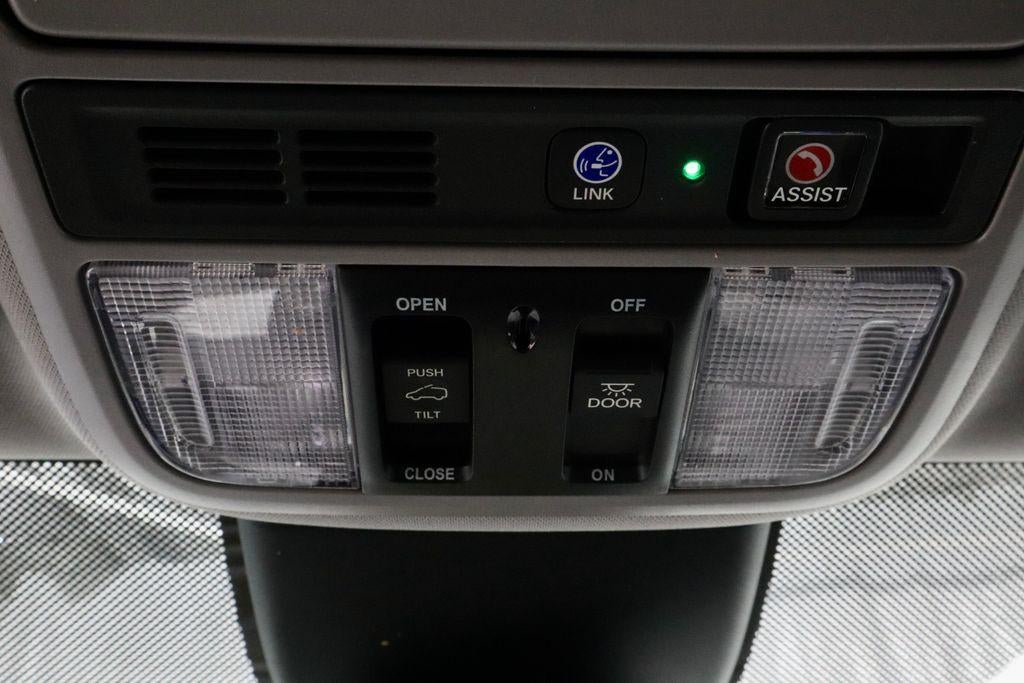 2024 Honda Odyssey Touring Auto