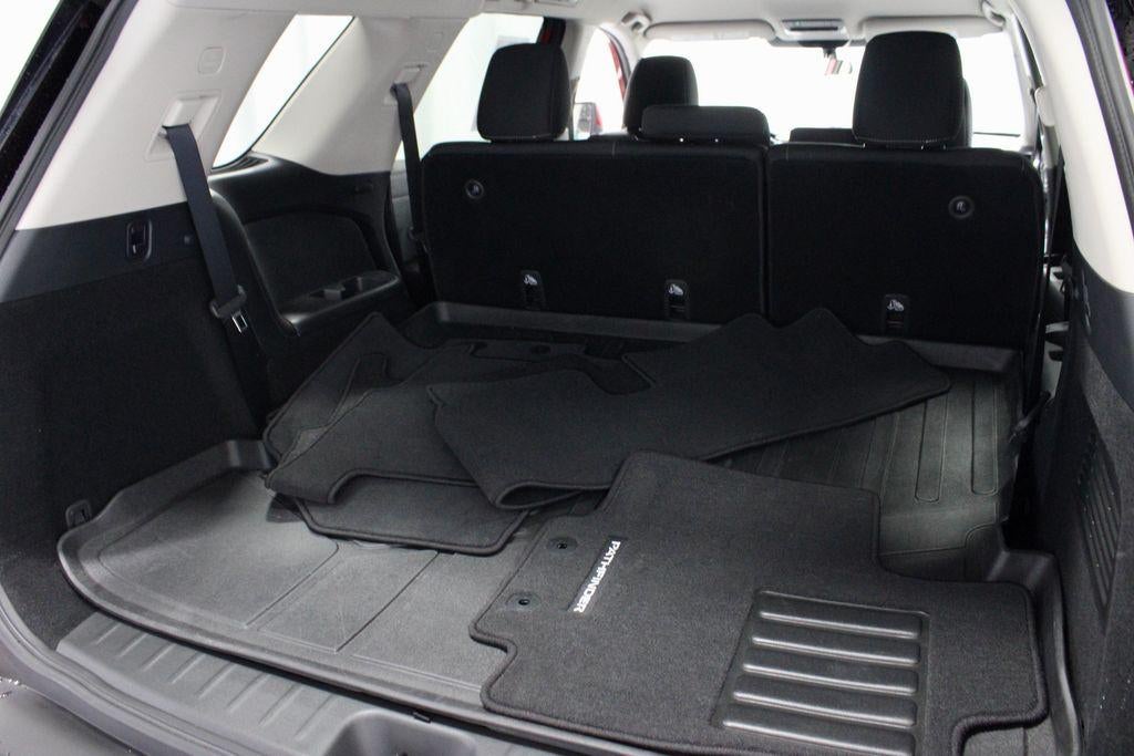 2024 Nissan Pathfinder SV 4WD