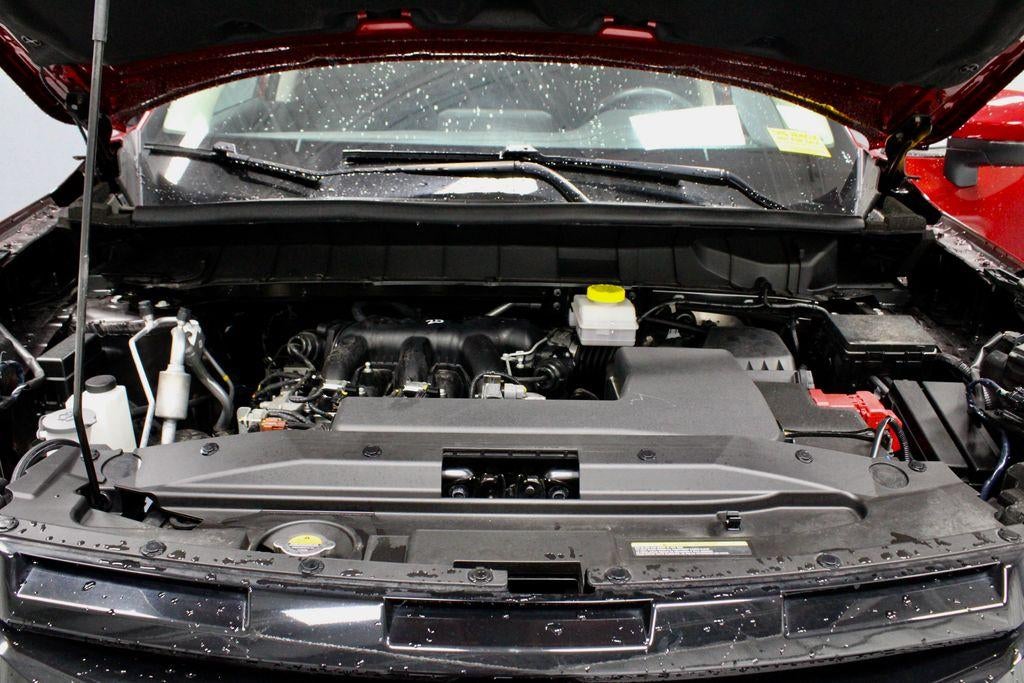 2024 Nissan Pathfinder SV 4WD