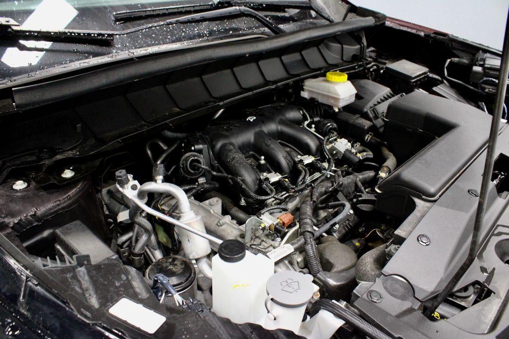 2024 Nissan Pathfinder SV 4WD
